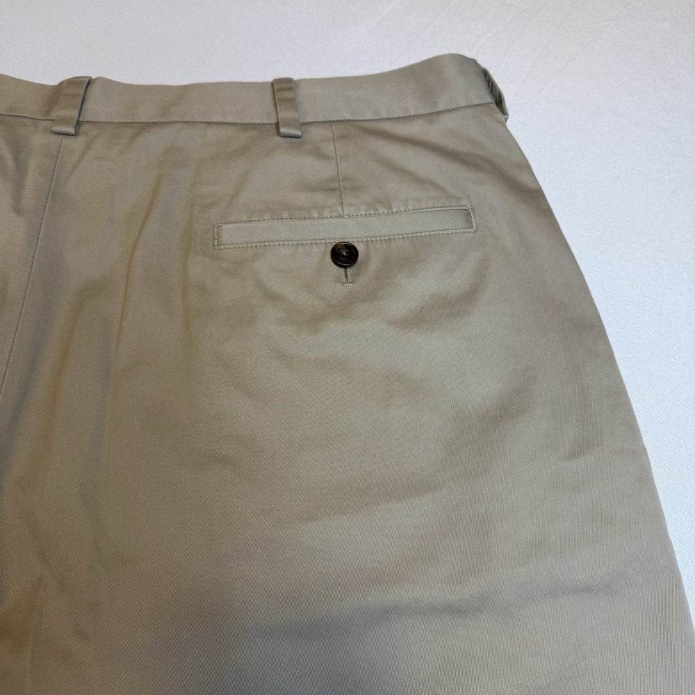 Brooks Brothers Mens Big/Tall Sz 40 Flat Front Chino Khaki Short 9" Inseam - Picture 5 of 8